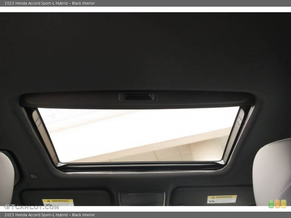 Black Interior Sunroof for the 2023 Honda Accord Sport-L Hybrid #145675549