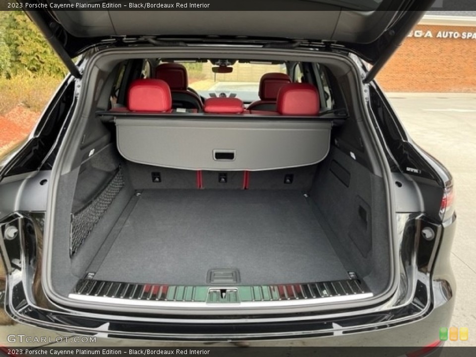 Black/Bordeaux Red Interior Trunk for the 2023 Porsche Cayenne Platinum Edition #145691780