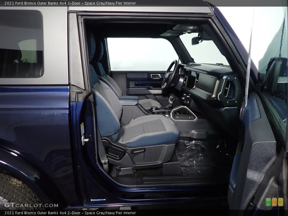 Space Gray/Navy Pier Interior Front Seat for the 2021 Ford Bronco Outer Banks 4x4 2-Door #145692050