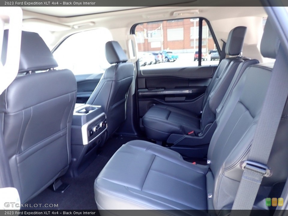 Black Onyx Interior Rear Seat for the 2023 Ford Expedition XLT 4x4 #145695980