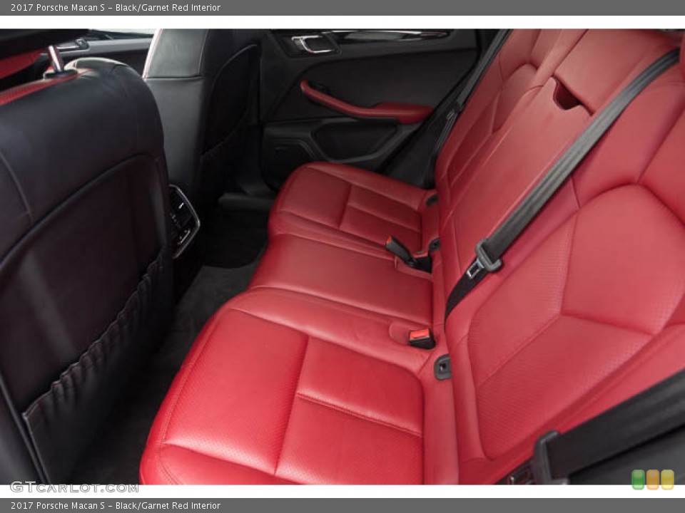 Black/Garnet Red Interior Rear Seat for the 2017 Porsche Macan S #145721020