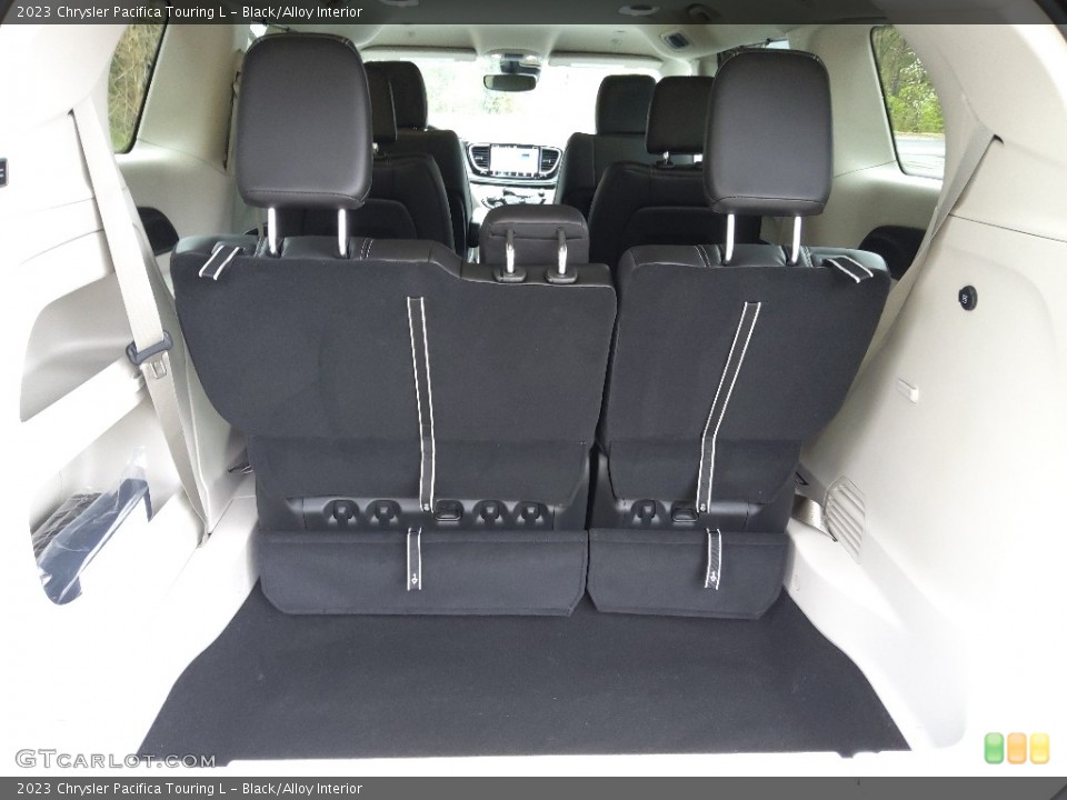 Black/Alloy Interior Trunk for the 2023 Chrysler Pacifica Touring L #145731847