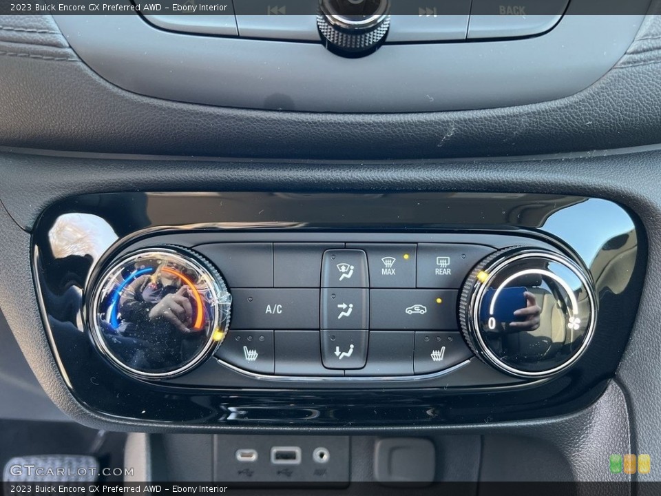 Ebony Interior Controls for the 2023 Buick Encore GX Preferred AWD #145736461