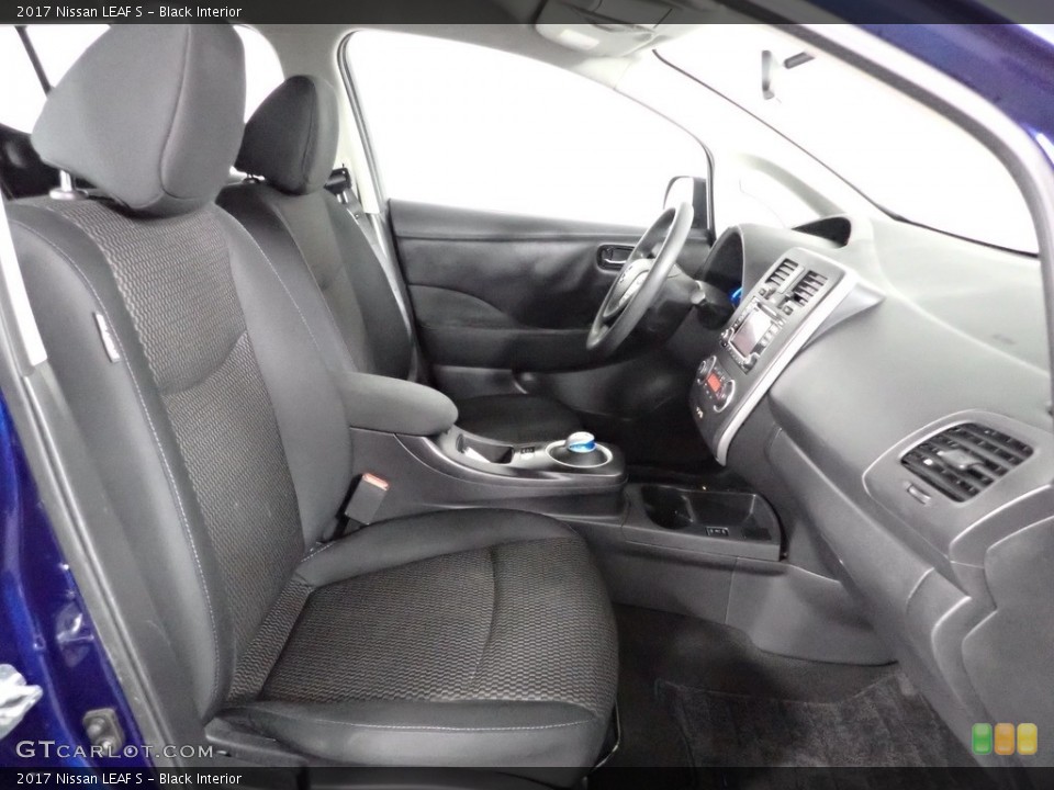 Black 2017 Nissan LEAF Interiors