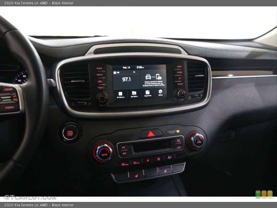 Black Interior Controls for the 2020 Kia Sorento LX AWD #145739398