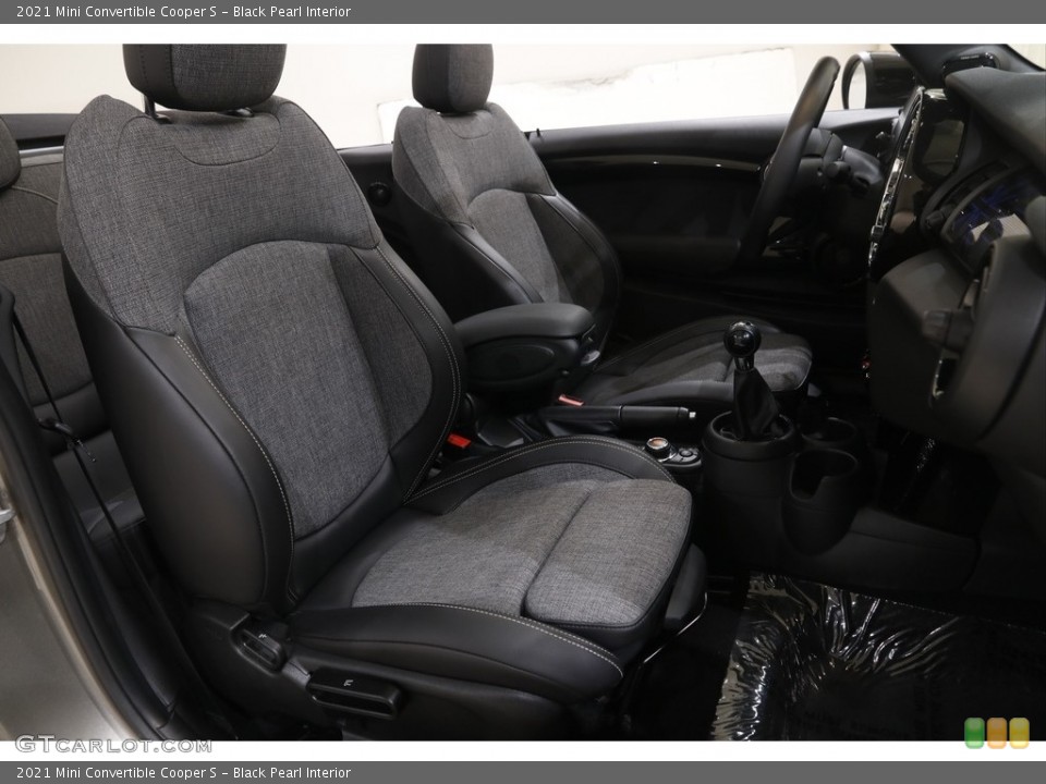 Black Pearl Interior Photo for the 2021 Mini Convertible Cooper S #145742521