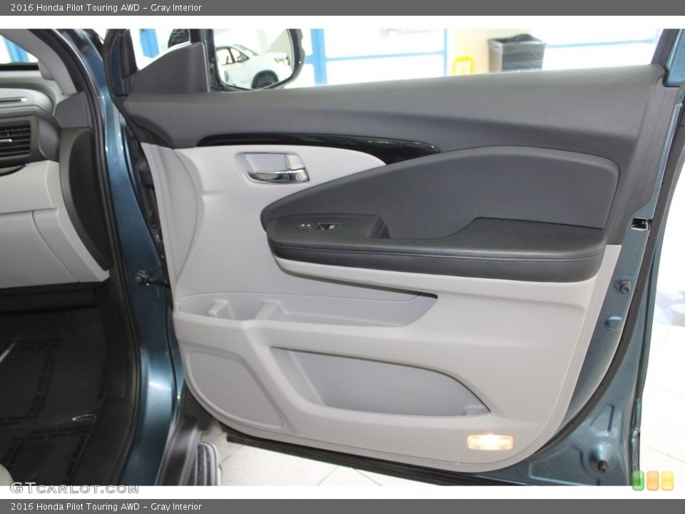 Gray Interior Door Panel for the 2016 Honda Pilot Touring AWD #145778650