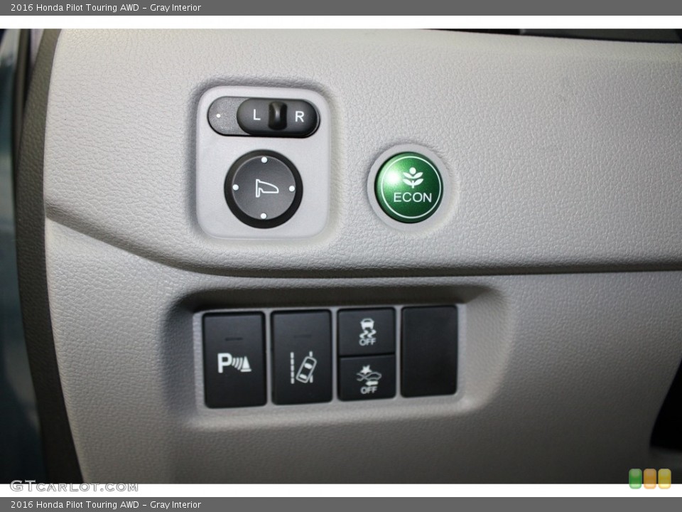 Gray Interior Controls for the 2016 Honda Pilot Touring AWD #145778797