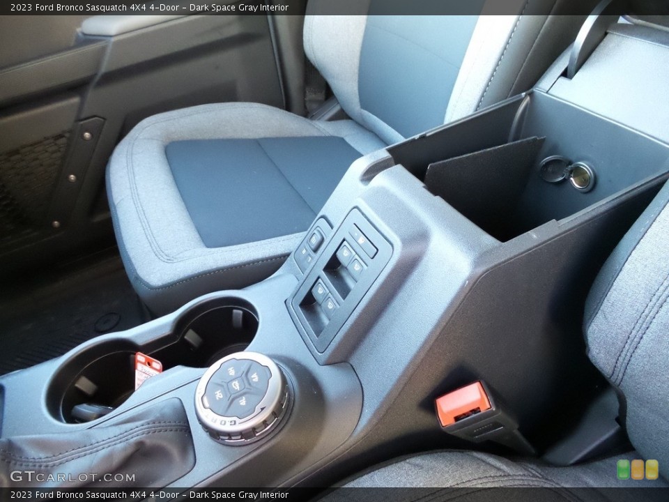 Dark Space Gray Interior Controls for the 2023 Ford Bronco Sasquatch 4X4 4-Door #145792055