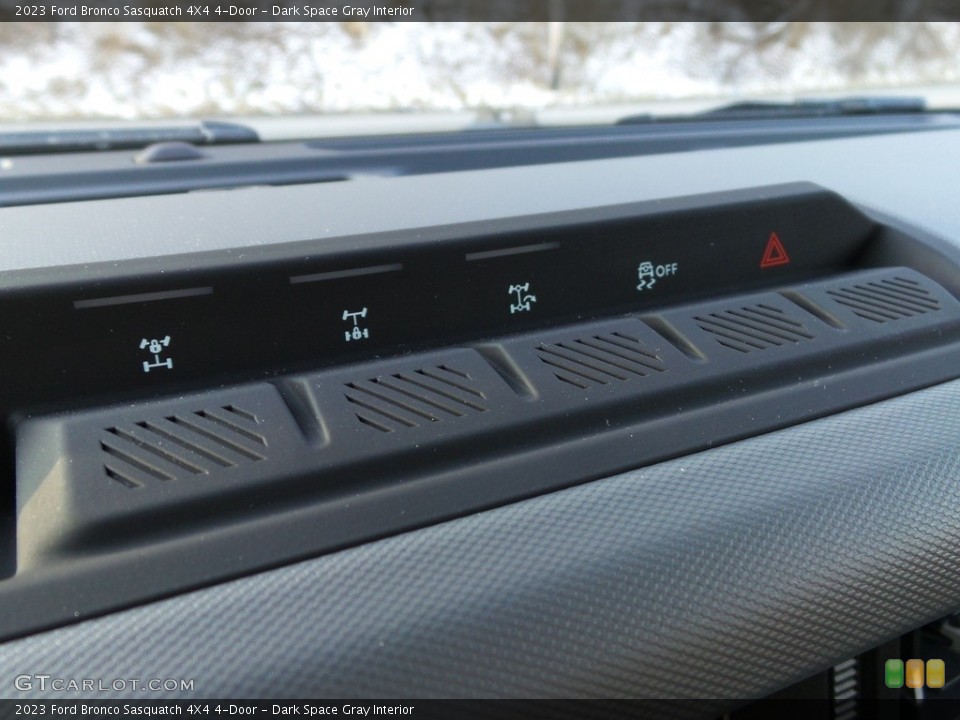 Dark Space Gray Interior Controls for the 2023 Ford Bronco Sasquatch 4X4 4-Door #145792088
