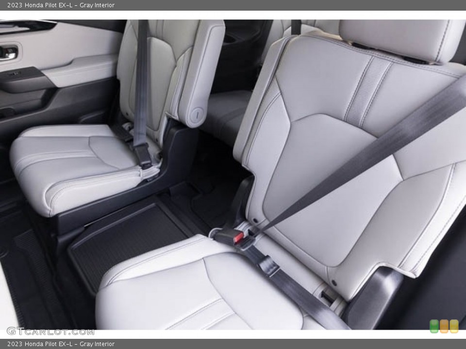 Gray Interior Rear Seat for the 2023 Honda Pilot EX-L #145792935