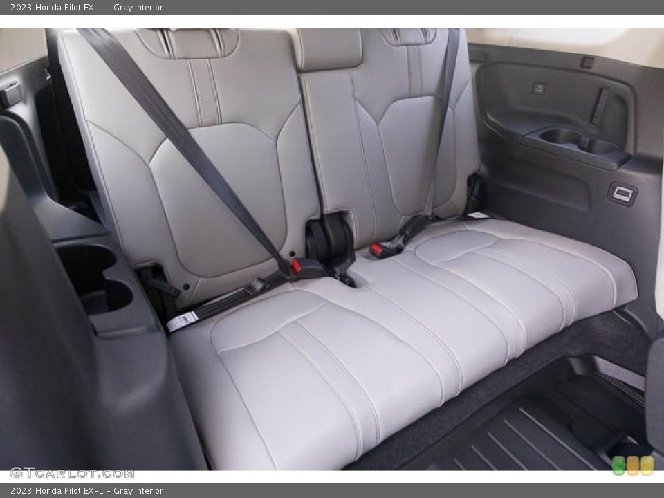 Gray Interior Rear Seat for the 2023 Honda Pilot EX-L #145792951