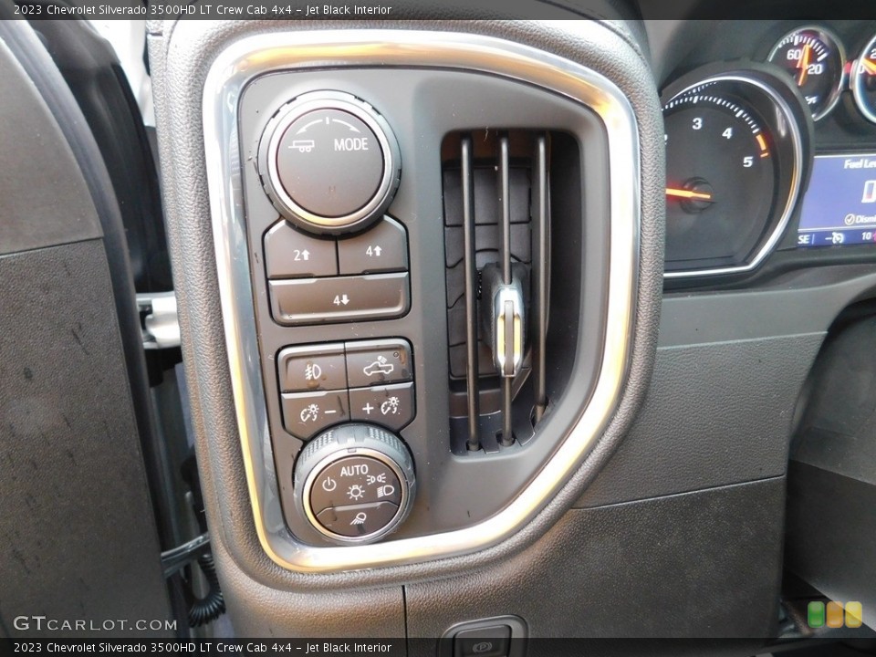 Jet Black Interior Controls for the 2023 Chevrolet Silverado 3500HD LT Crew Cab 4x4 #145793804