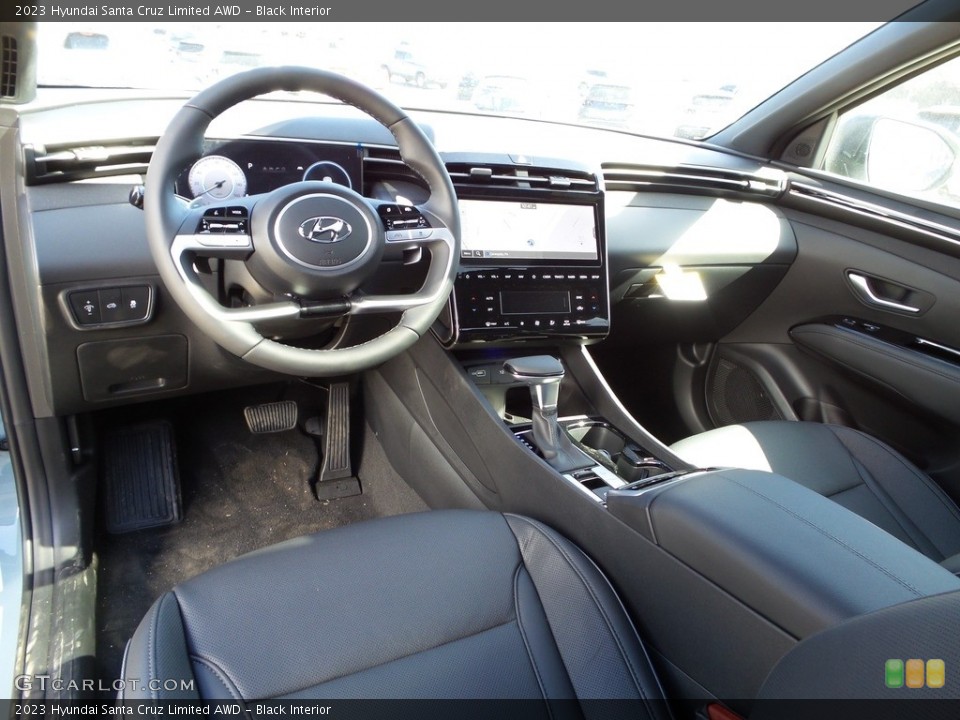 Black Interior Photo for the 2023 Hyundai Santa Cruz Limited AWD #145794862