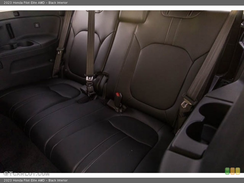 Black Interior Rear Seat for the 2023 Honda Pilot Elite AWD #145800007