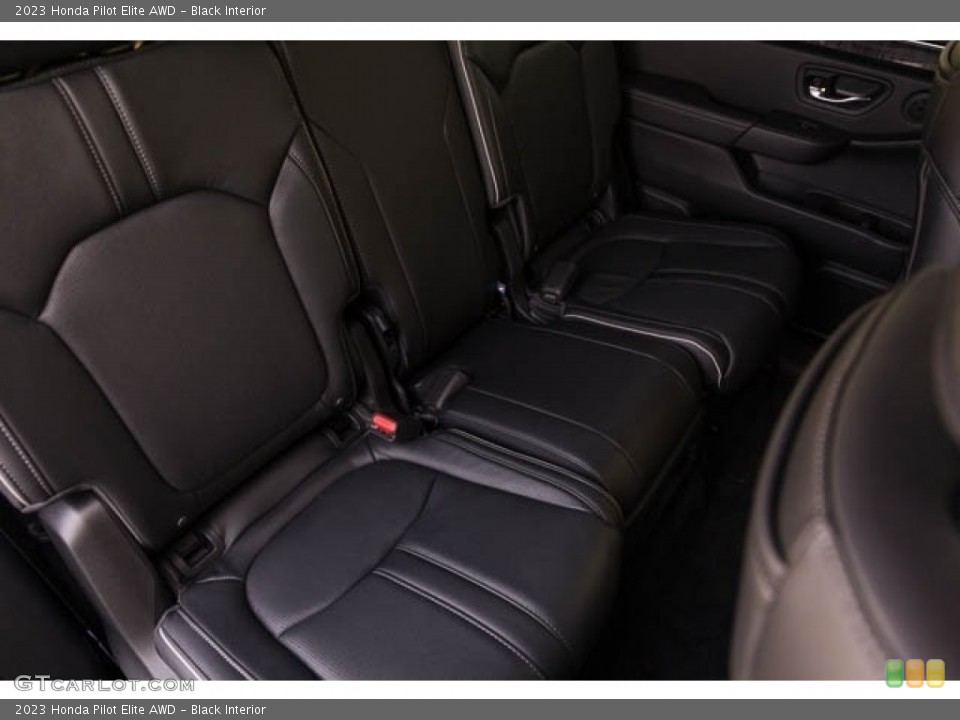 Black Interior Rear Seat for the 2023 Honda Pilot Elite AWD #145805010