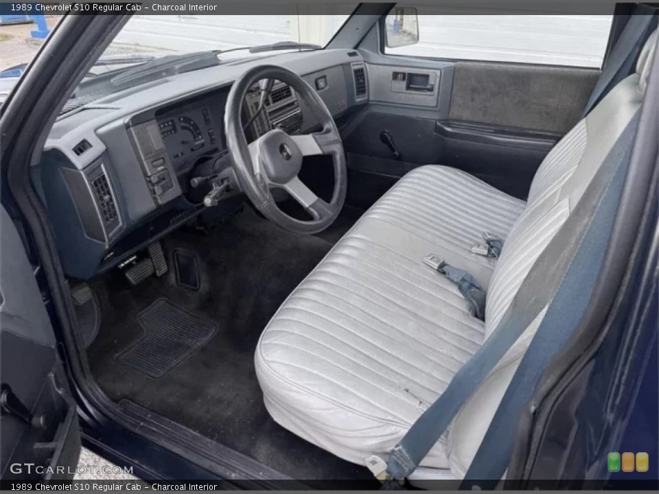 Charcoal Interior Photo for the 1989 Chevrolet S10 Regular Cab #145819700