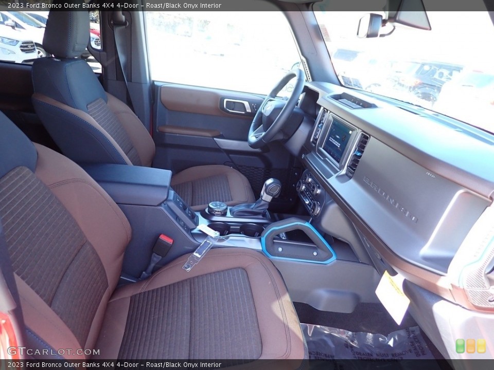 Roast/Black Onyx Interior Front Seat for the 2023 Ford Bronco Outer Banks 4X4 4-Door #145821767