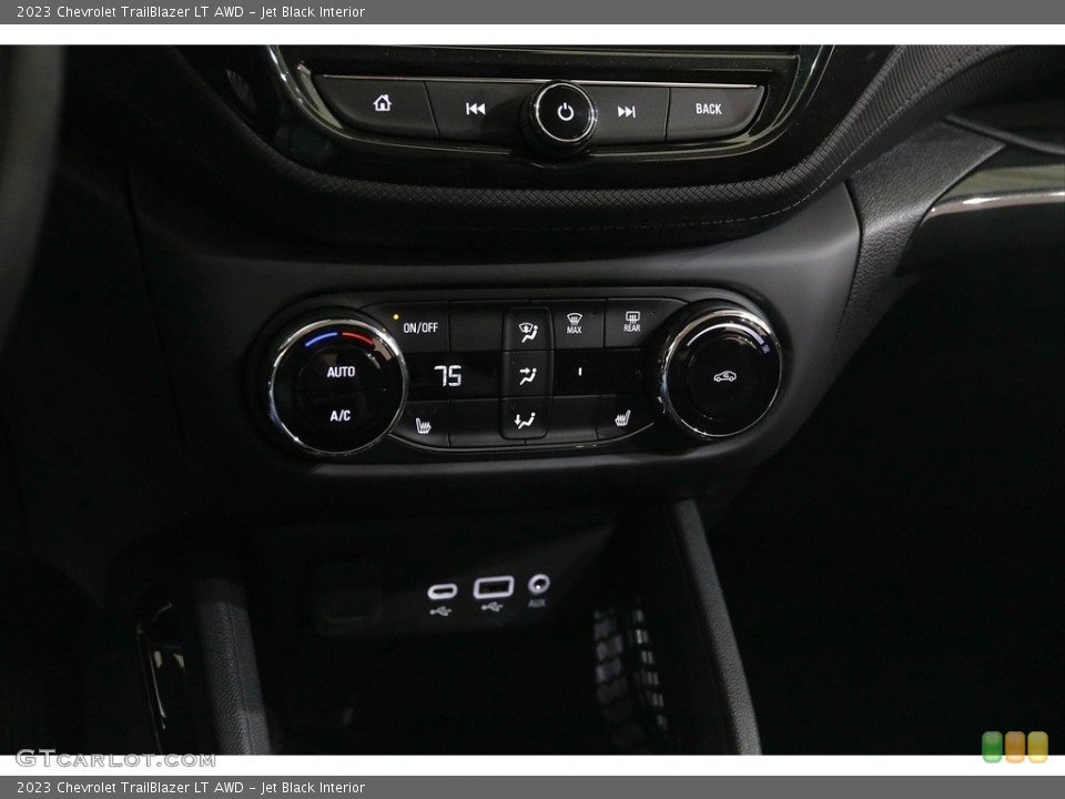 Jet Black Interior Controls for the 2023 Chevrolet TrailBlazer LT AWD #145826324