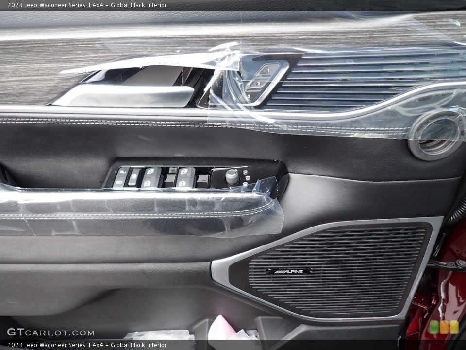 Global Black Interior Door Panel for the 2023 Jeep Wagoneer Series II 4x4 #145827798
