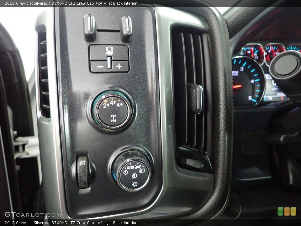 Jet Black Interior Controls for the 2018 Chevrolet Silverado 3500HD LTZ Crew Cab 4x4 #145837812