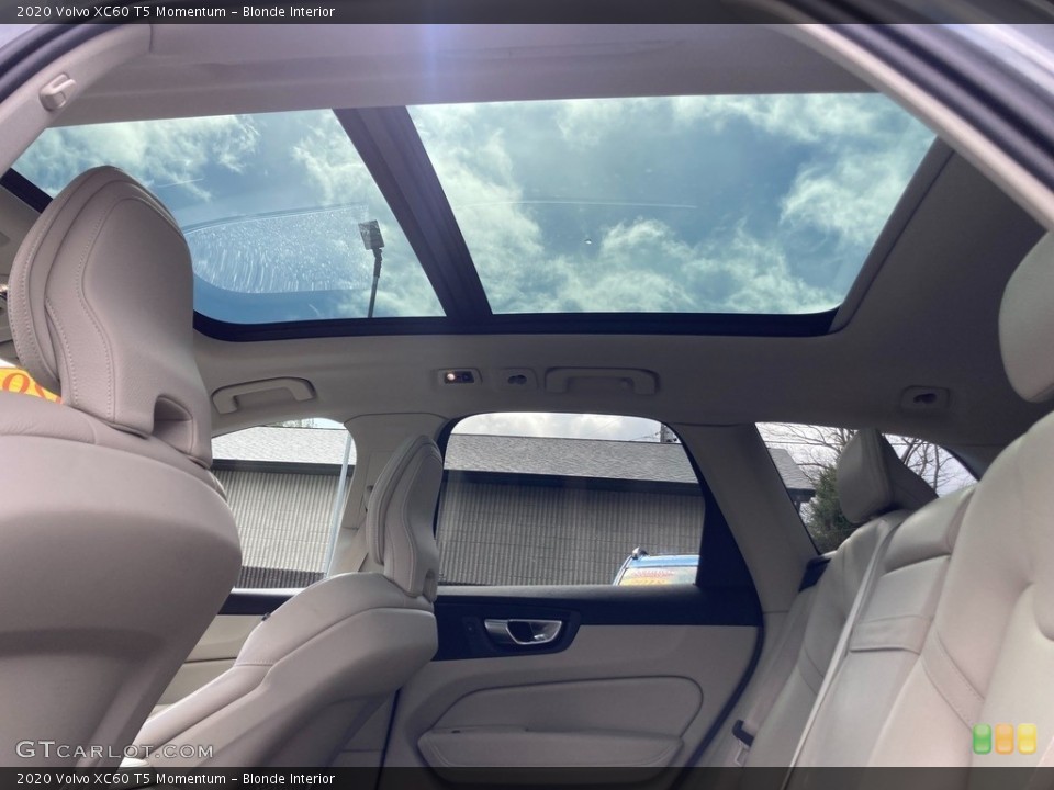 Blonde Interior Sunroof for the 2020 Volvo XC60 T5 Momentum #145840751