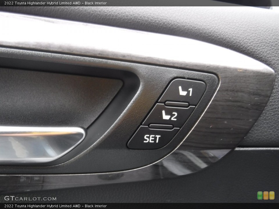 Black Interior Controls for the 2022 Toyota Highlander Hybrid Limited AWD #145860184