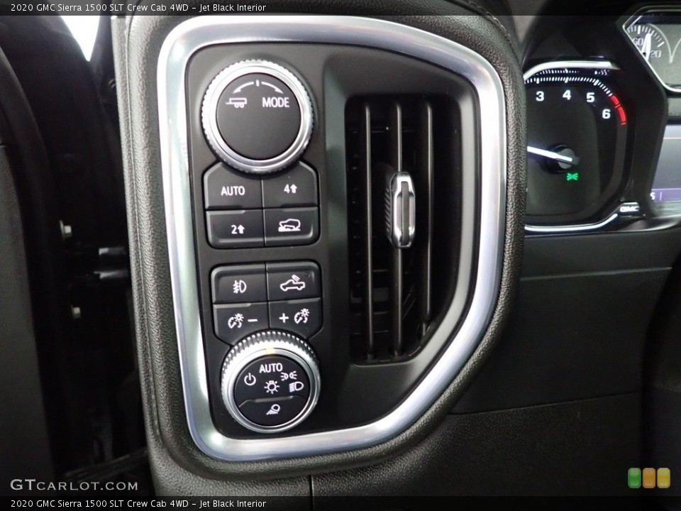 Jet Black Interior Controls for the 2020 GMC Sierra 1500 SLT Crew Cab 4WD #145865611