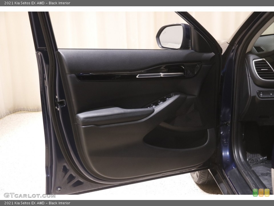 Black Interior Door Panel for the 2021 Kia Seltos EX AWD #145868241
