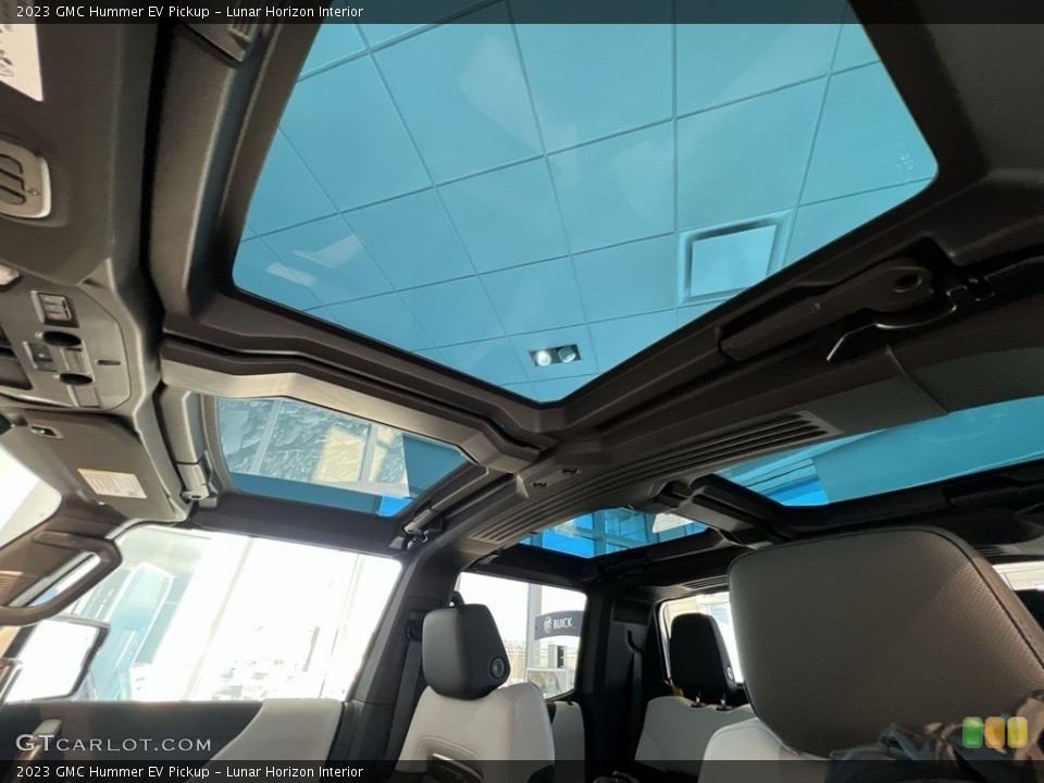Lunar Horizon Interior Sunroof for the 2023 GMC Hummer EV Pickup #145870549