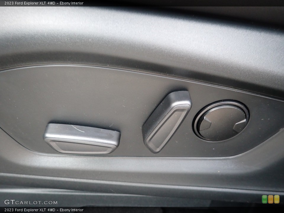 Ebony Interior Front Seat for the 2023 Ford Explorer XLT 4WD #145891092