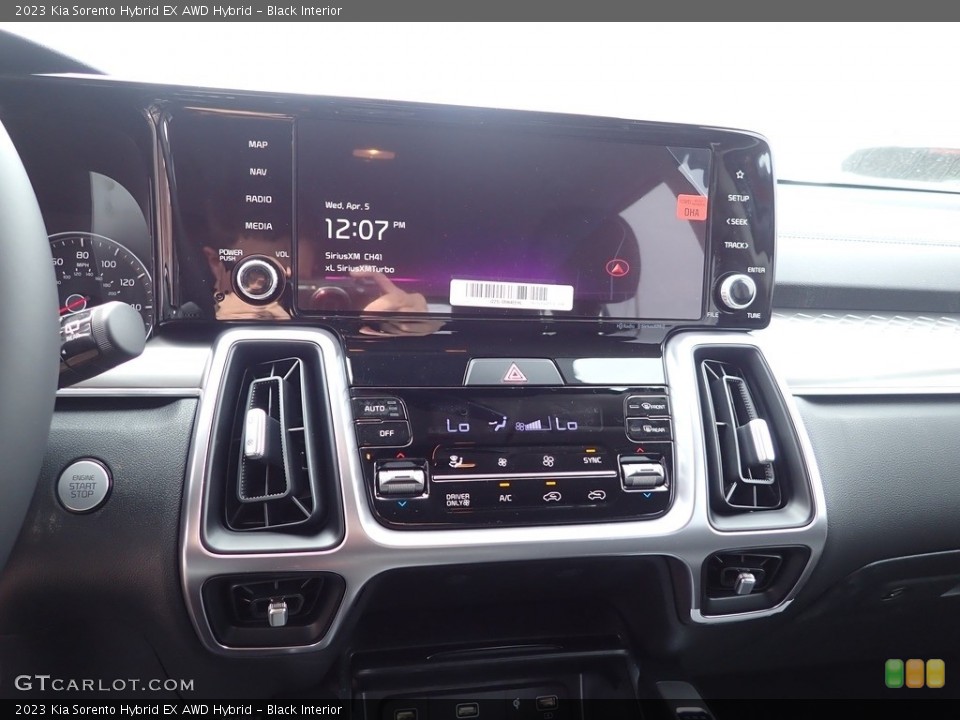 Black Interior Controls for the 2023 Kia Sorento Hybrid EX AWD Hybrid #145892904