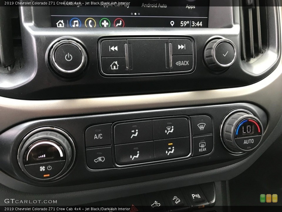 Jet Black/Dark Ash Interior Controls for the 2019 Chevrolet Colorado Z71 Crew Cab 4x4 #145904282