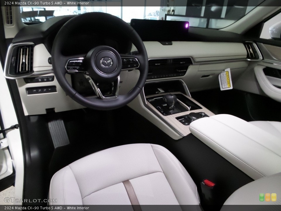 White Interior Photo for the 2024 Mazda CX-90 Turbo S AWD #145909829