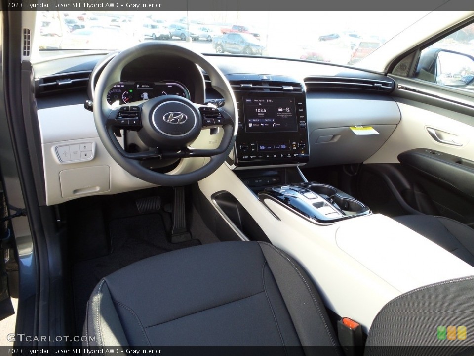 Gray Interior Dashboard for the 2023 Hyundai Tucson SEL Hybrid AWD #145911845
