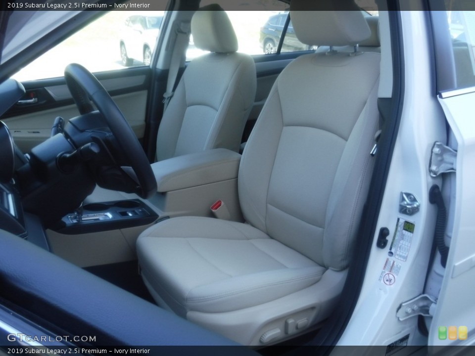 Ivory Interior Photo for the 2019 Subaru Legacy 2.5i Premium #145918871
