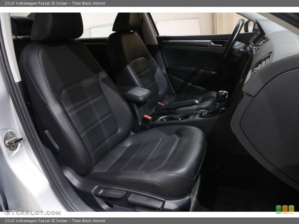 Titan Black 2016 Volkswagen Passat Interiors
