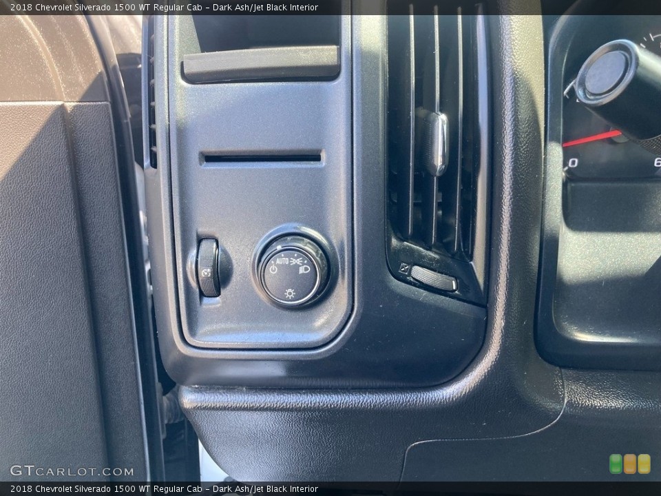 Dark Ash/Jet Black Interior Controls for the 2018 Chevrolet Silverado 1500 WT Regular Cab #145943600