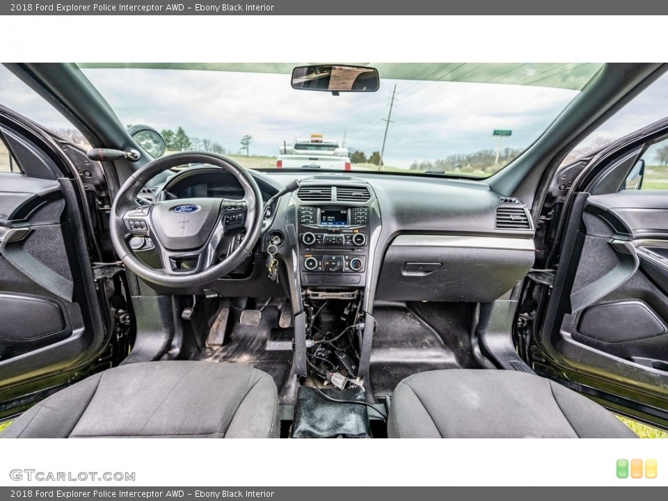 Ebony Black Interior Photo for the 2018 Ford Explorer Police Interceptor AWD #145946246