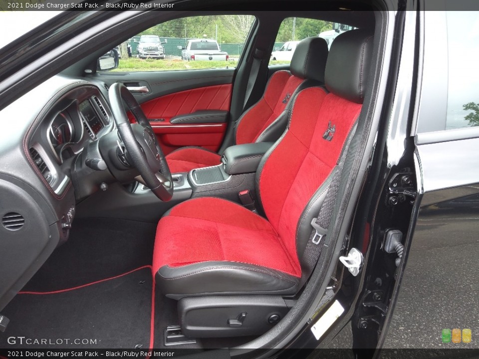 Black/Ruby Red Interior Photo for the 2021 Dodge Charger Scat Pack #145950893