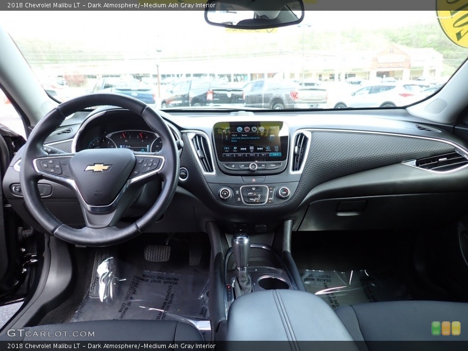 Dark Atmosphere/­Medium Ash Gray 2018 Chevrolet Malibu Interiors