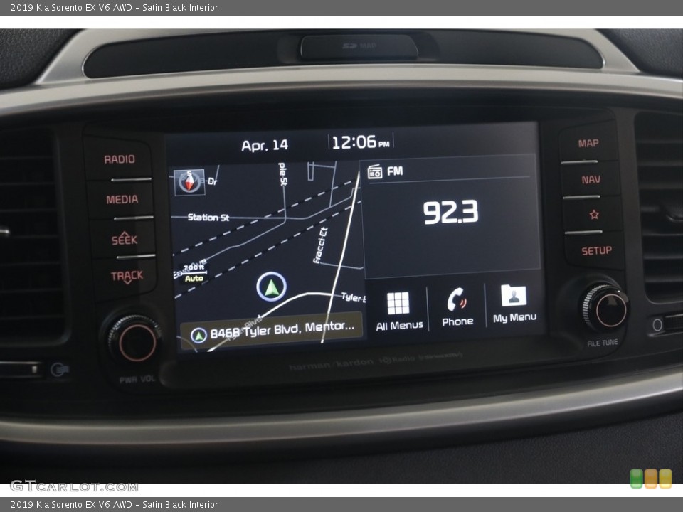 Satin Black Interior Navigation for the 2019 Kia Sorento EX V6 AWD #145952327