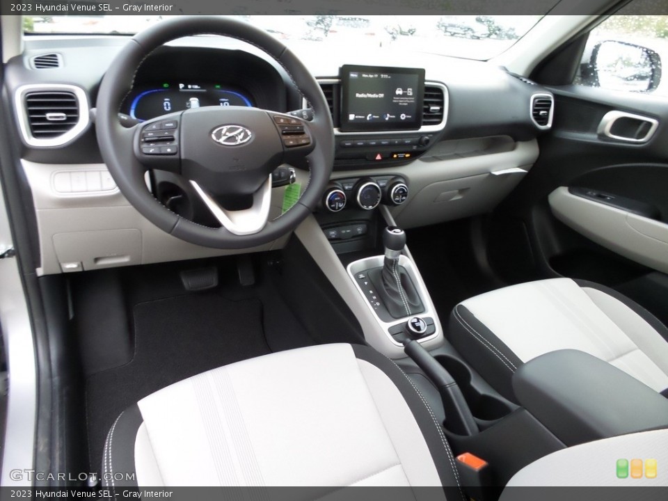 Gray Interior Photo for the 2023 Hyundai Venue SEL #145967116