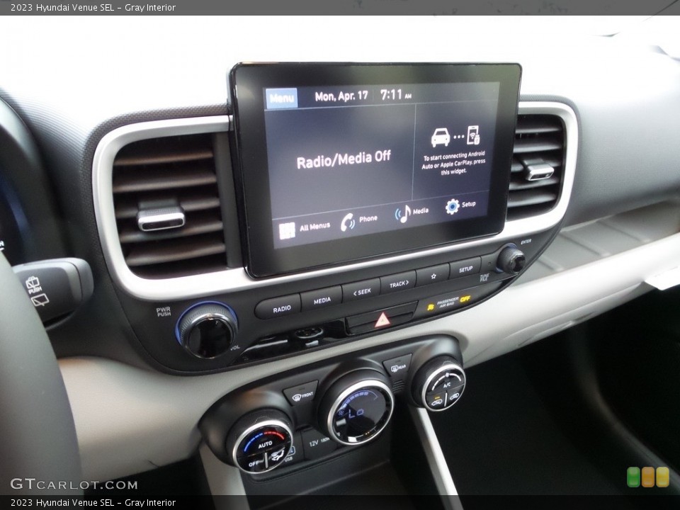 Gray Interior Controls for the 2023 Hyundai Venue SEL #145967194