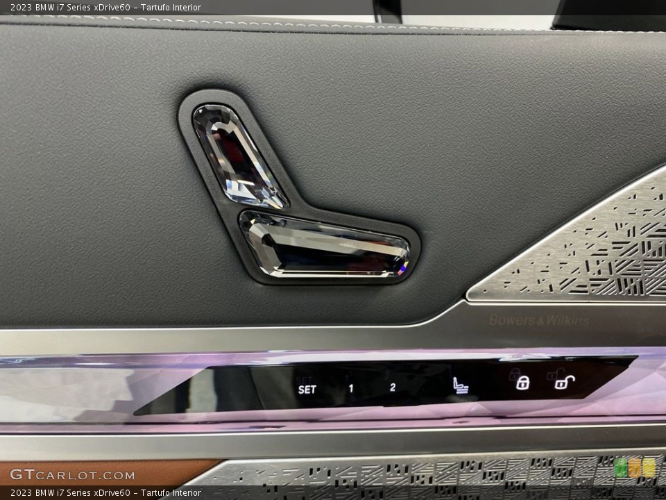 Tartufo Interior Door Panel for the 2023 BMW i7 Series xDrive60 #145975367