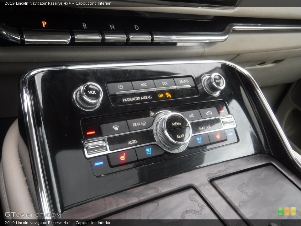 Cappuccino Interior Controls for the 2019 Lincoln Navigator Reserve 4x4 #145975874