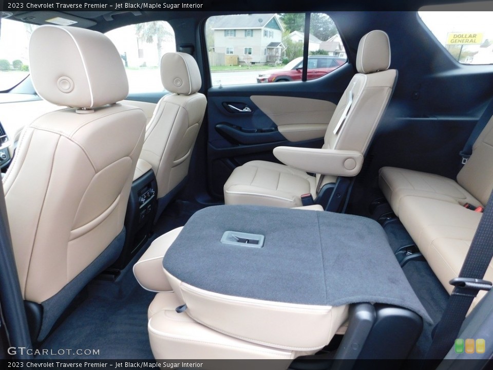 Jet Black/Maple Sugar Interior Rear Seat for the 2023 Chevrolet Traverse Premier #145977230