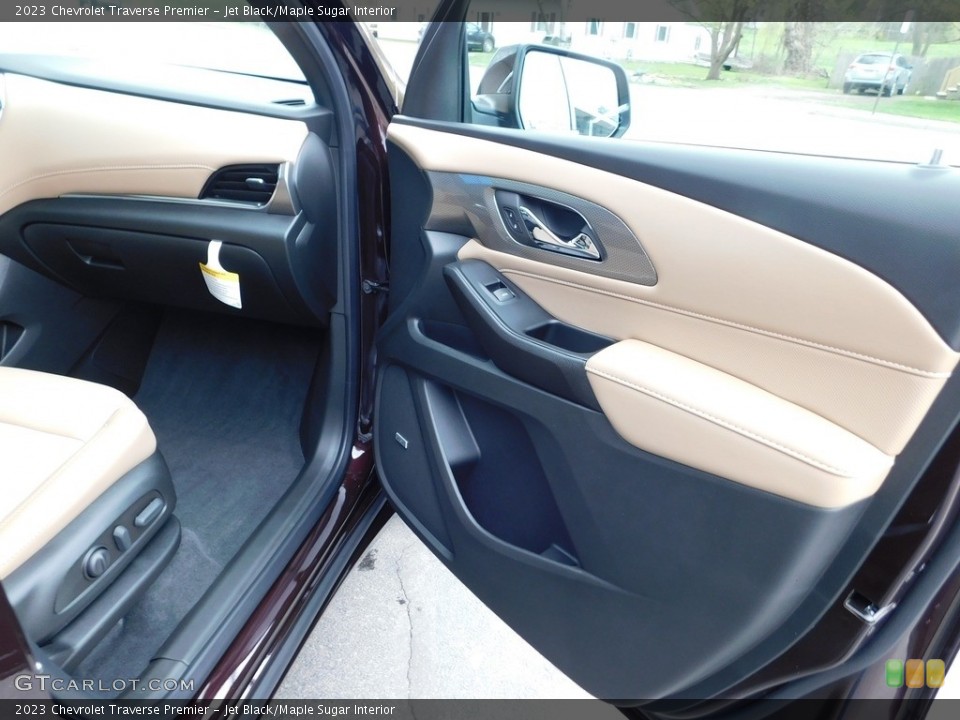 Jet Black/Maple Sugar Interior Door Panel for the 2023 Chevrolet Traverse Premier #145977269
