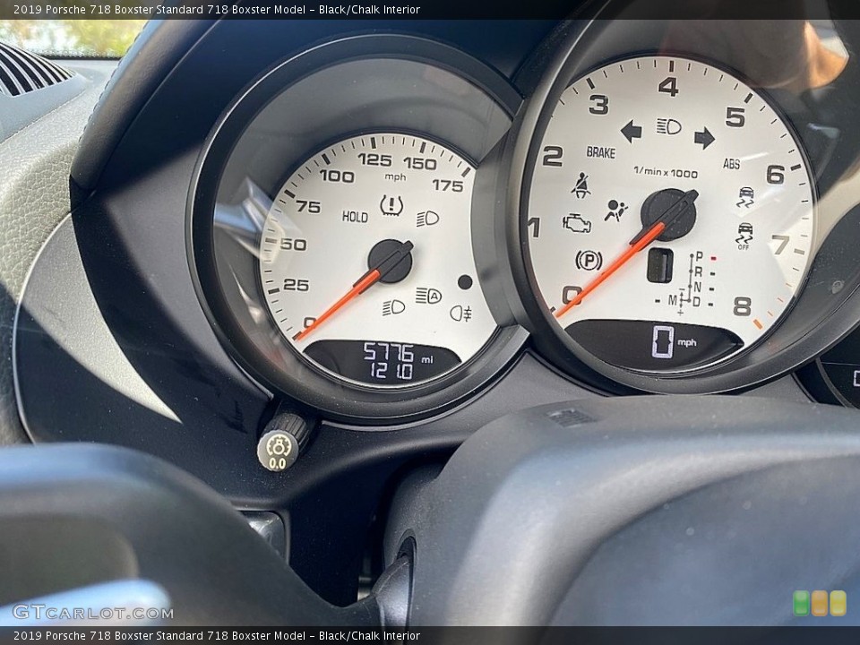 Black/Chalk Interior Gauges for the 2019 Porsche 718 Boxster  #145992018