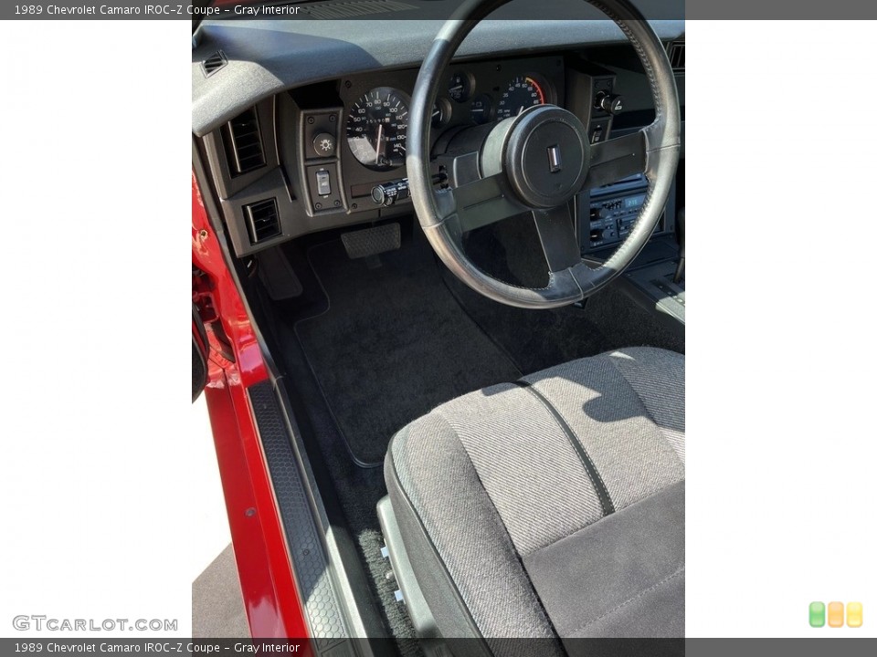 Gray Interior Photo for the 1989 Chevrolet Camaro IROC-Z Coupe #145994439